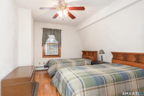 23 Sara Circle North Haven CT 06473