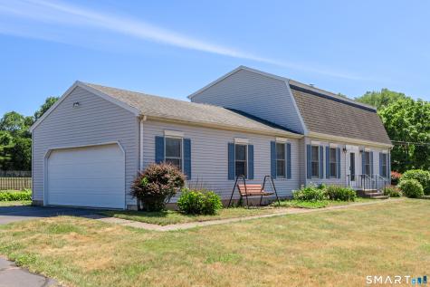 23 Sara Circle North Haven CT 06473