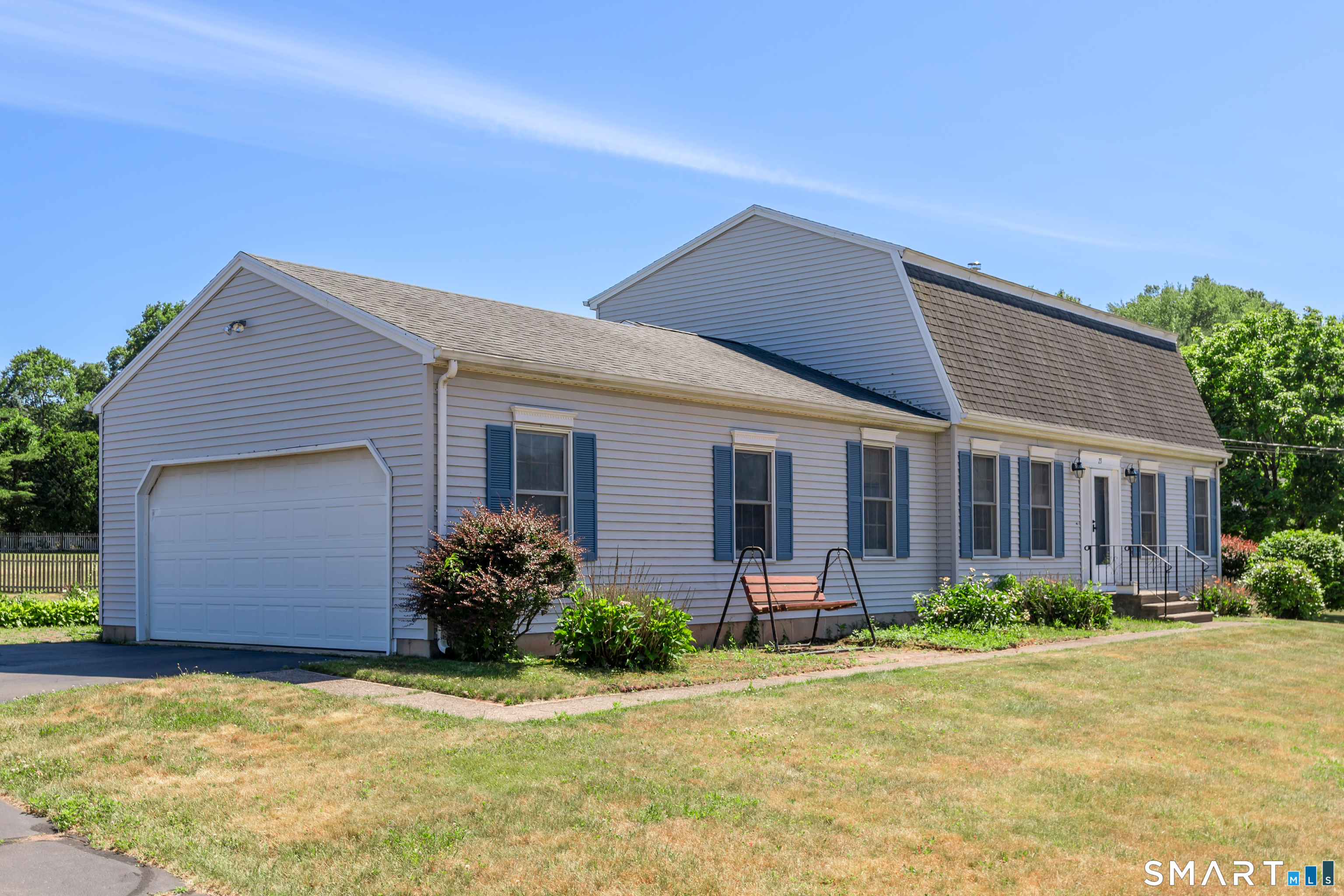 23 Sara Circle North Haven CT 06473