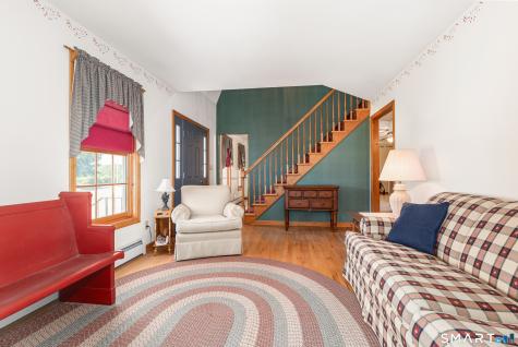 23 Sara Circle North Haven CT 06473