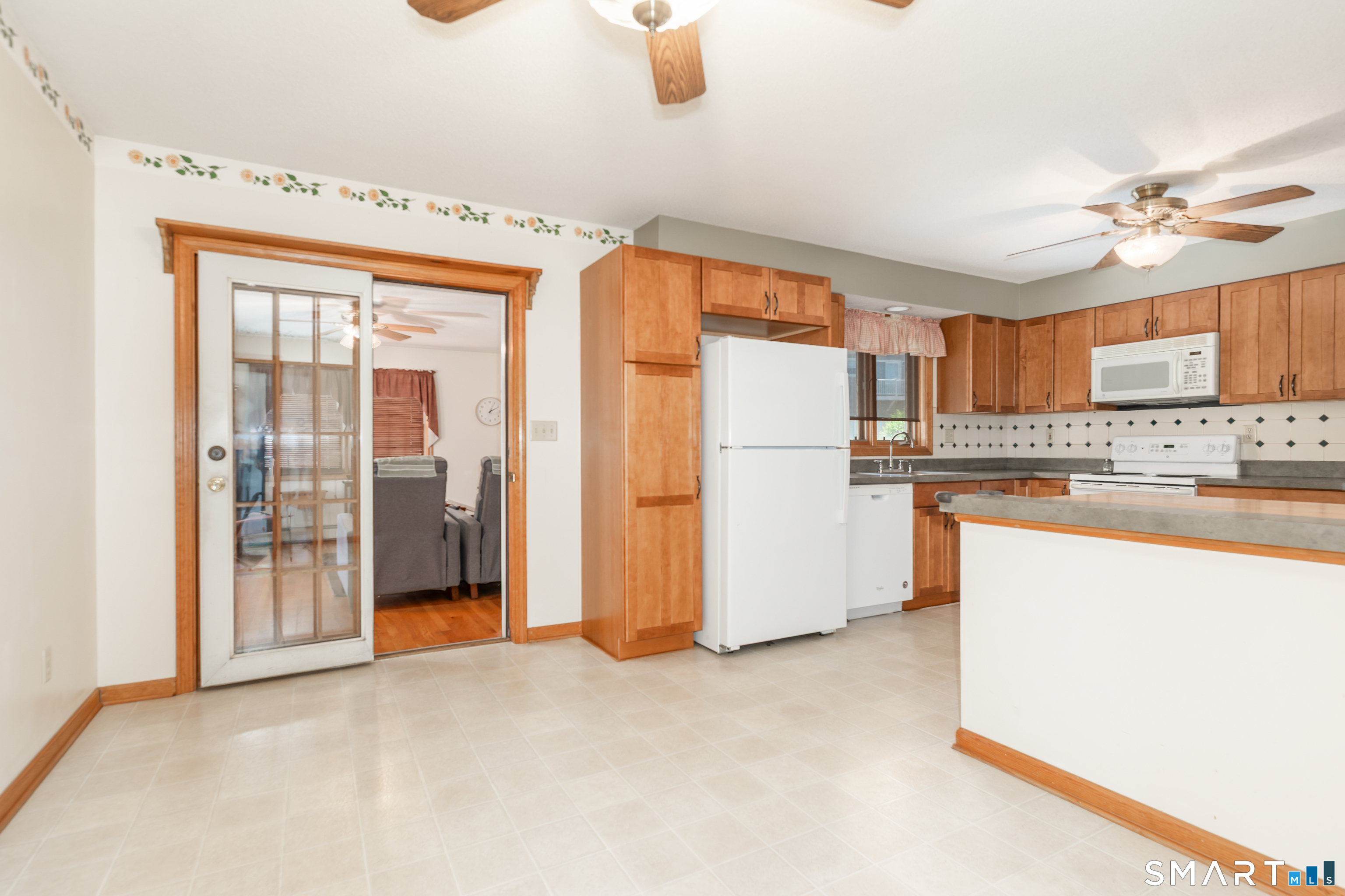 23 Sara Circle North Haven CT 06473