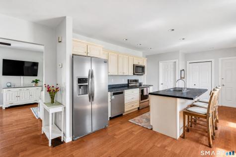 15 Laden Avenue Wallingford CT 06492