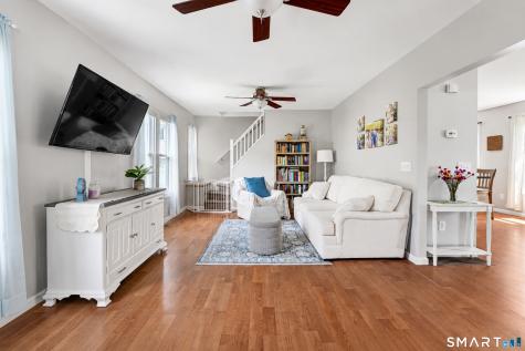 15 Laden Avenue Wallingford CT 06492