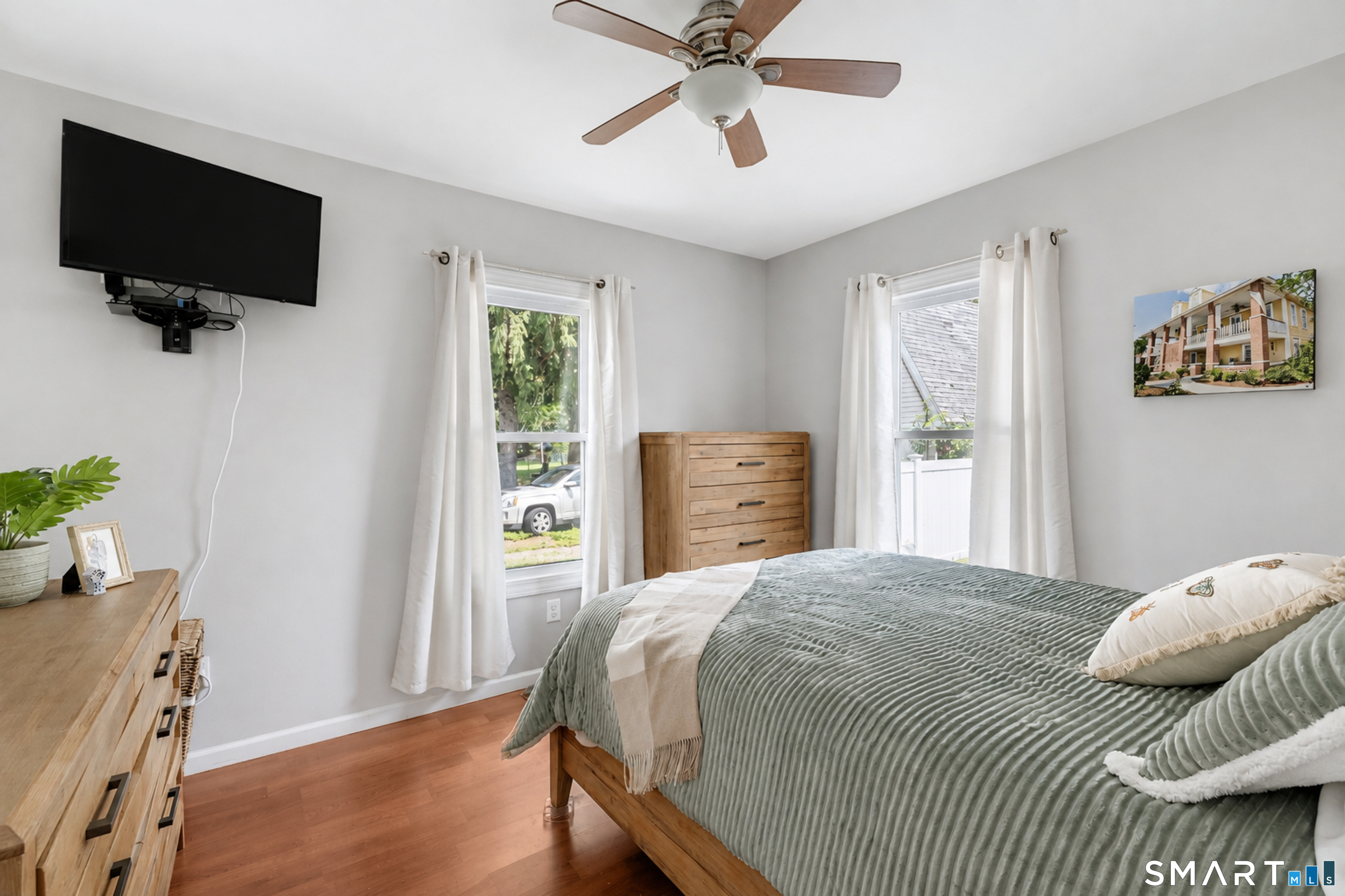 15 Laden Avenue Wallingford CT 06492