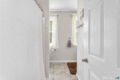 15 Laden Avenue Wallingford CT 06492