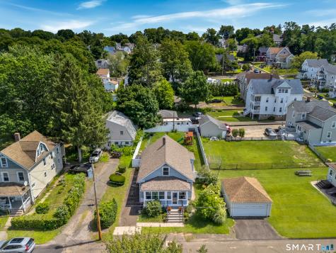 15 Laden Avenue Wallingford CT 06492