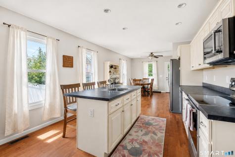 15 Laden Avenue Wallingford CT 06492