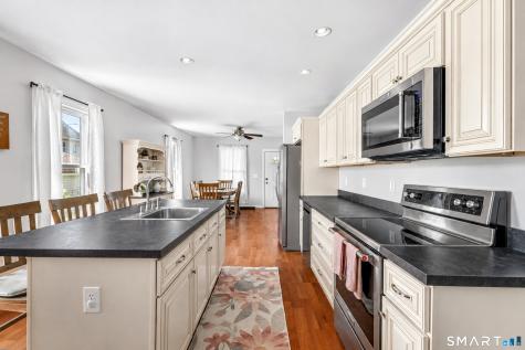 15 Laden Avenue Wallingford CT 06492