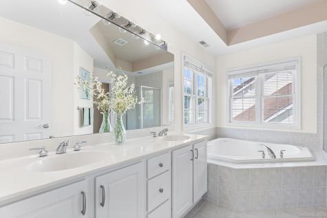 6 Revere Circle Southbury CT 06488