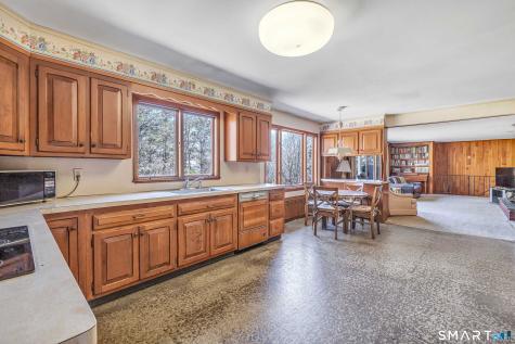 160 Sport Hill Road Easton CT 06612