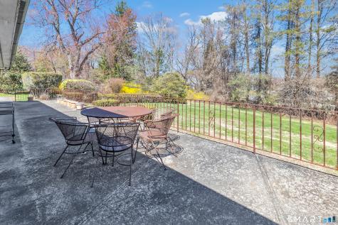 160 Sport Hill Road Easton CT 06612