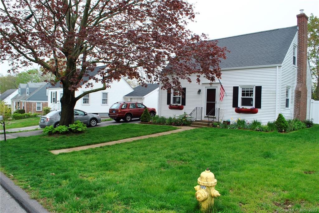 21 Country Club Road Groton CT 06340
