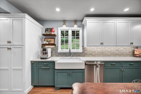11 Pratt Farm Road Granby CT 06060