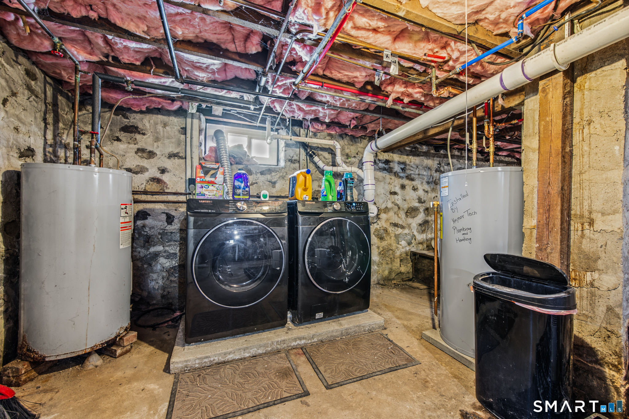 16 Oak Street Plymouth CT 06786