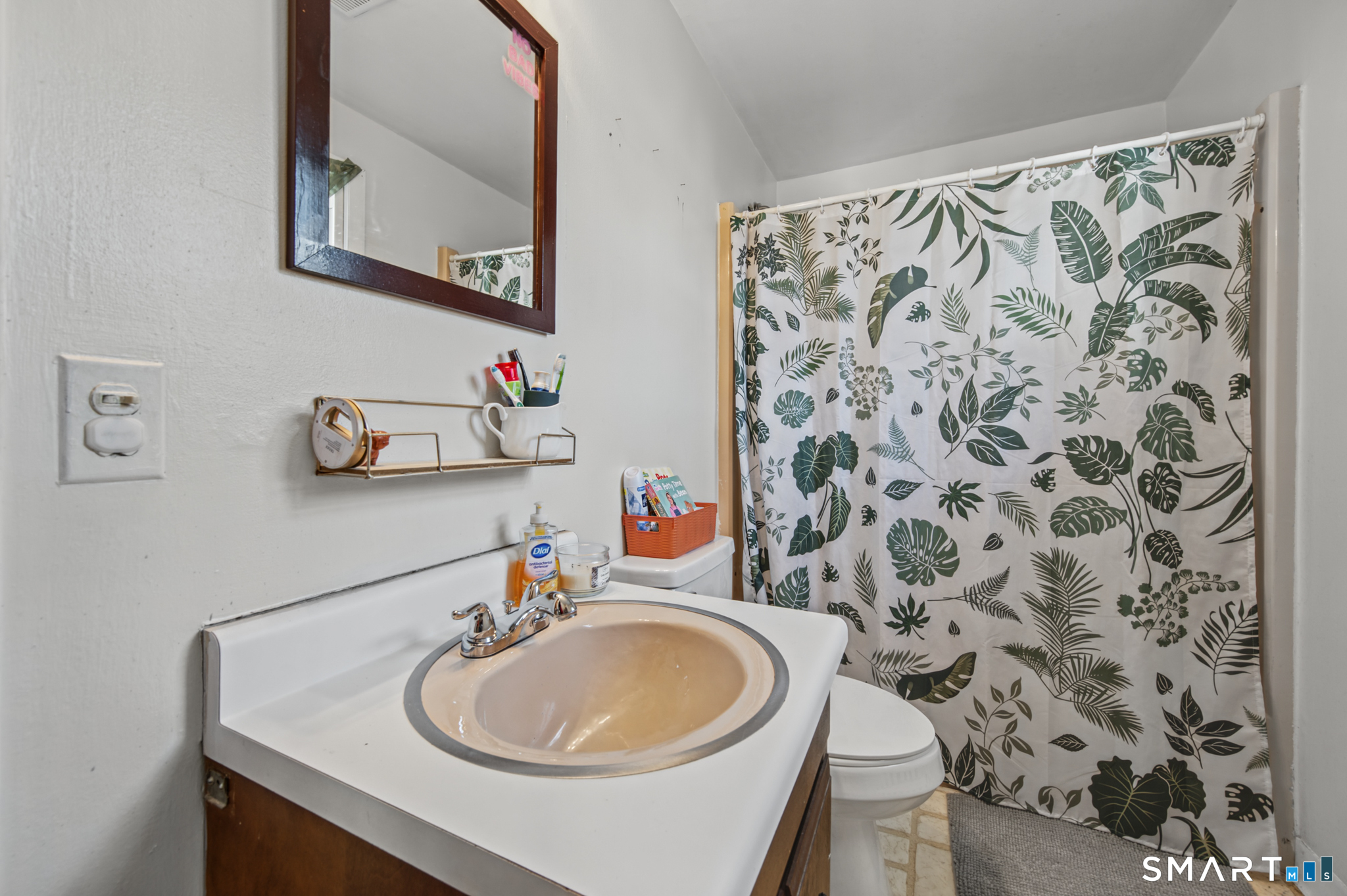 16 Oak Street Plymouth CT 06786