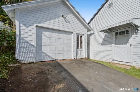 16 Oak Street Plymouth CT 06786