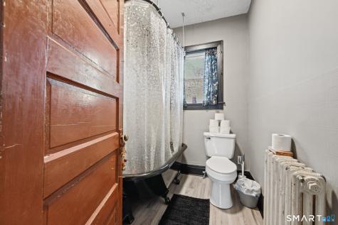 16 Oak Street Plymouth CT 06786