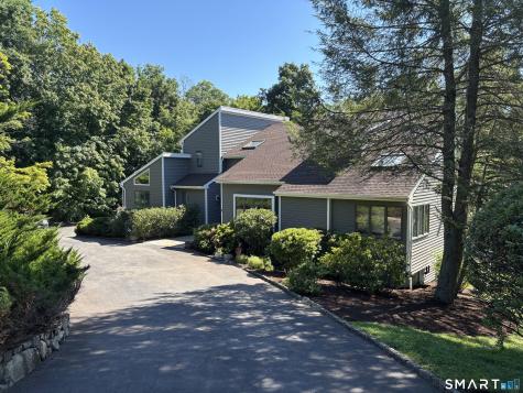 11 Soundview Farm, Weston CT 06883