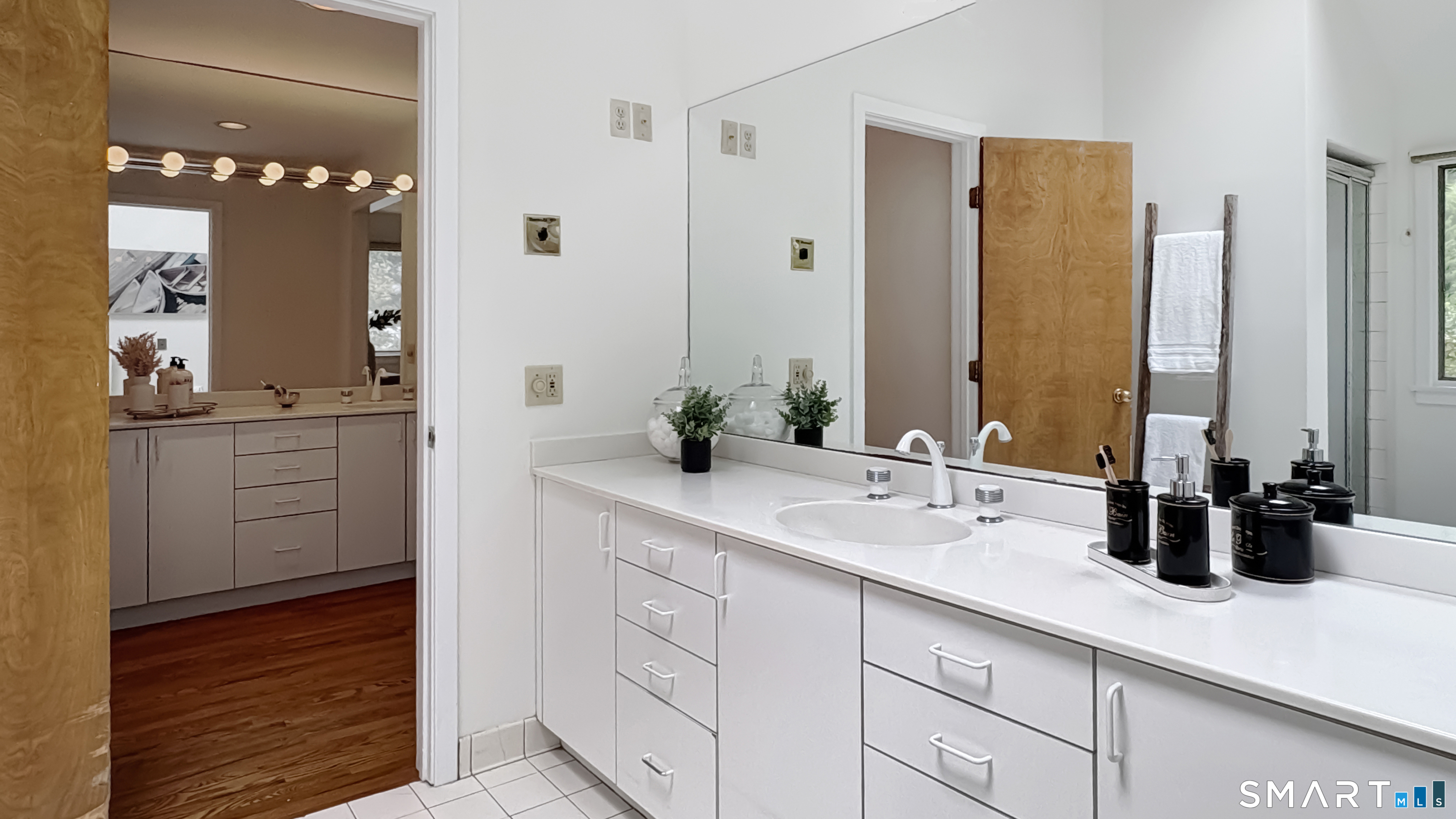 11 Soundview Farm Weston CT 06883