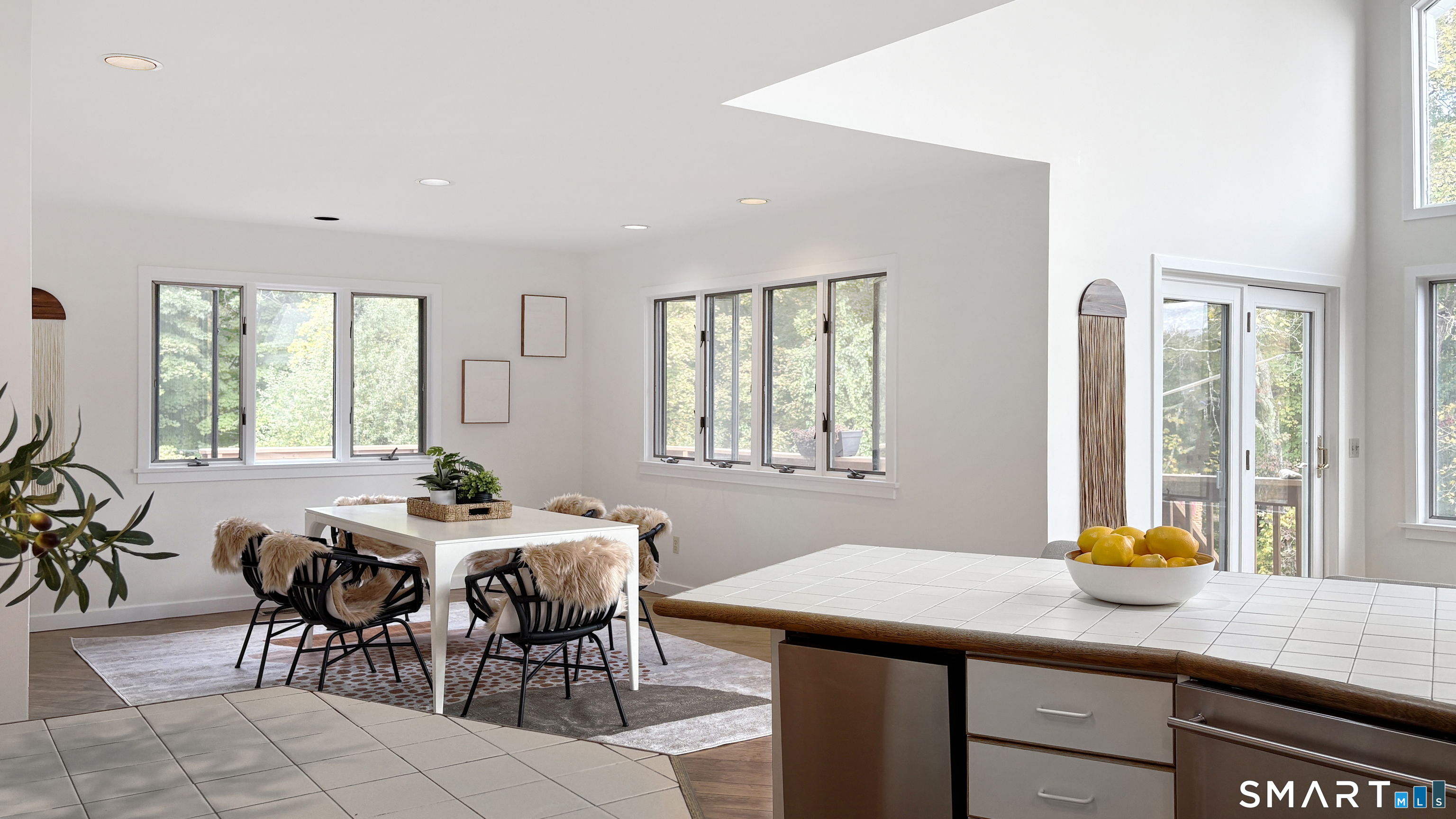 11 Soundview Farm Weston CT 06883