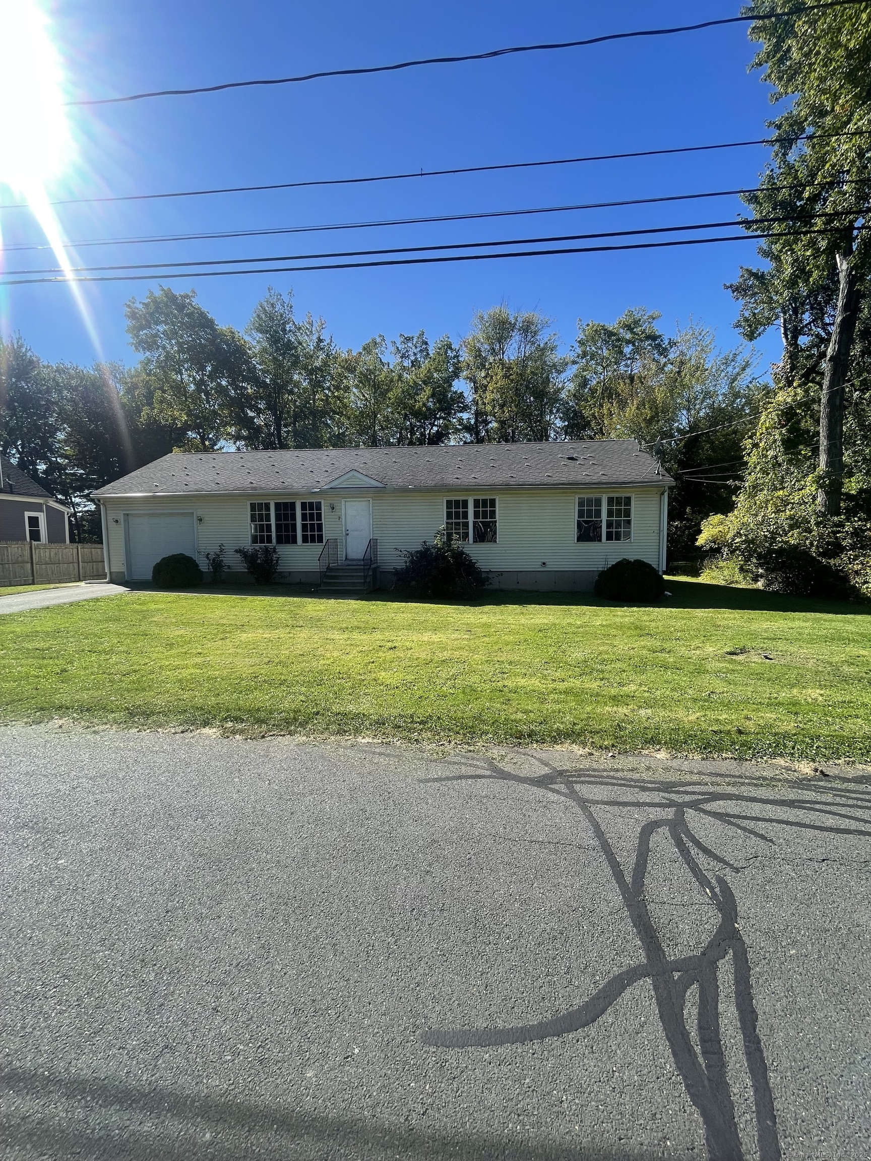 7 Emerson Street Bloomfield CT 06002