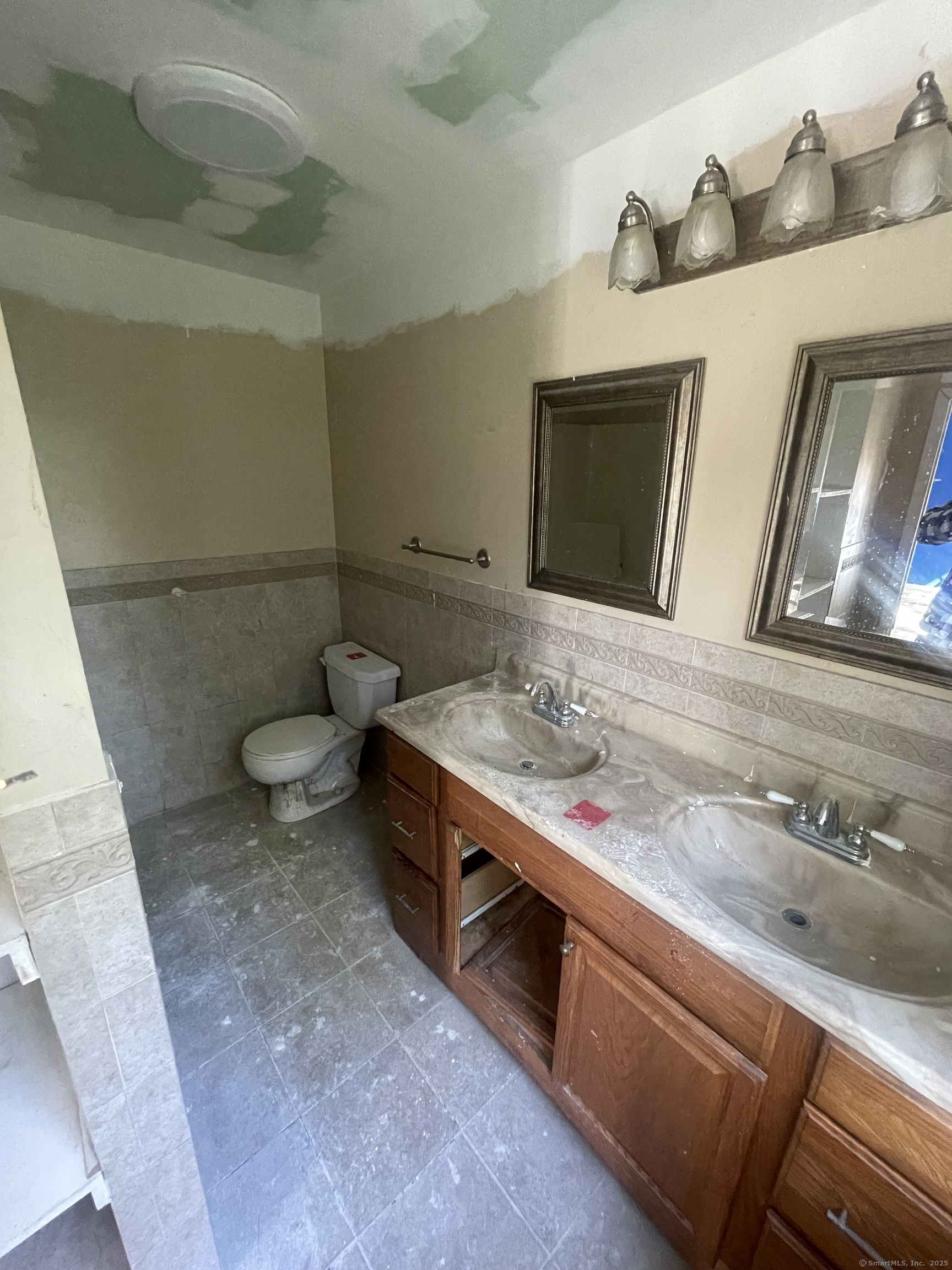 7 Emerson Street Bloomfield CT 06002