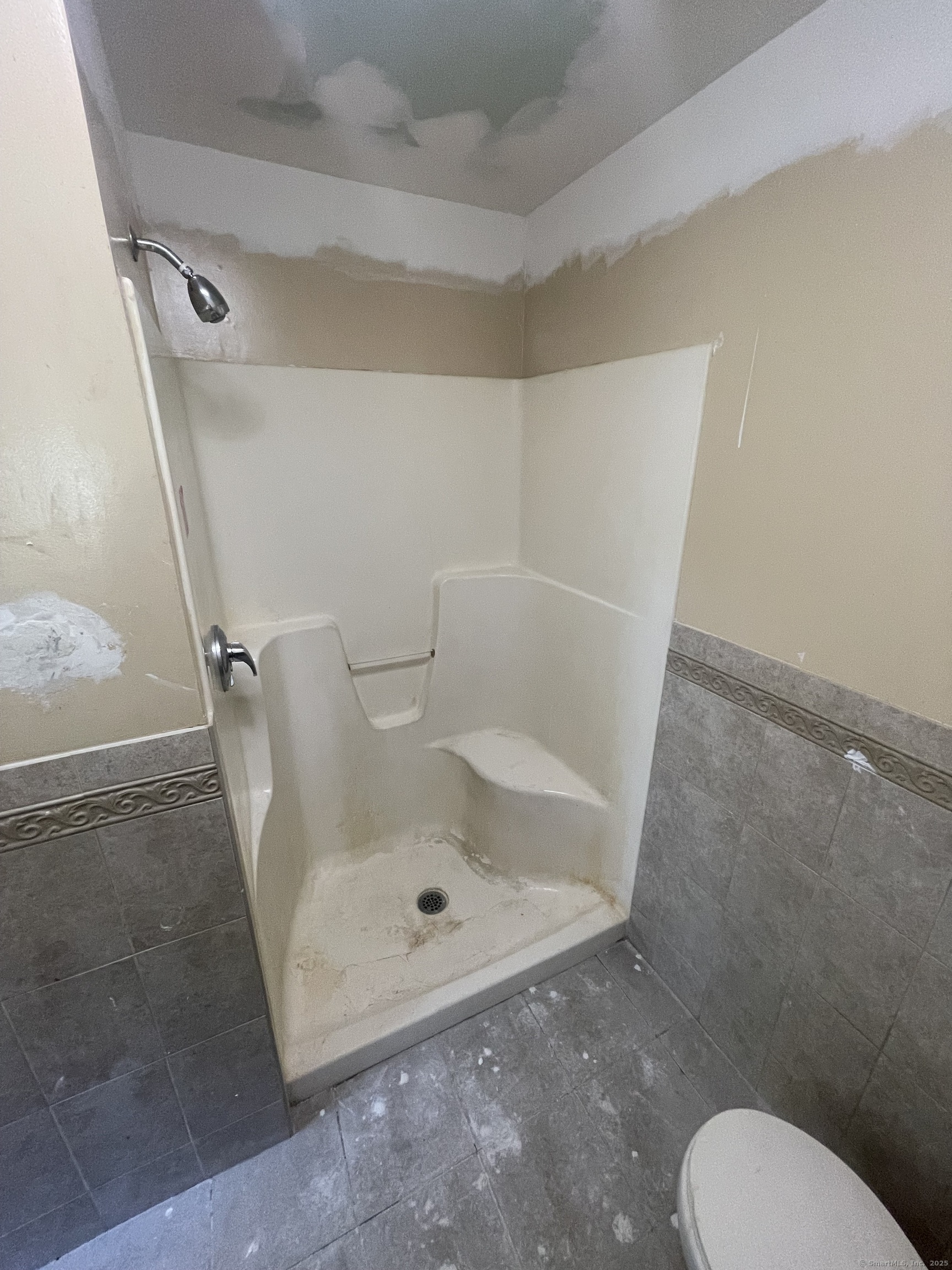 7 Emerson Street Bloomfield CT 06002