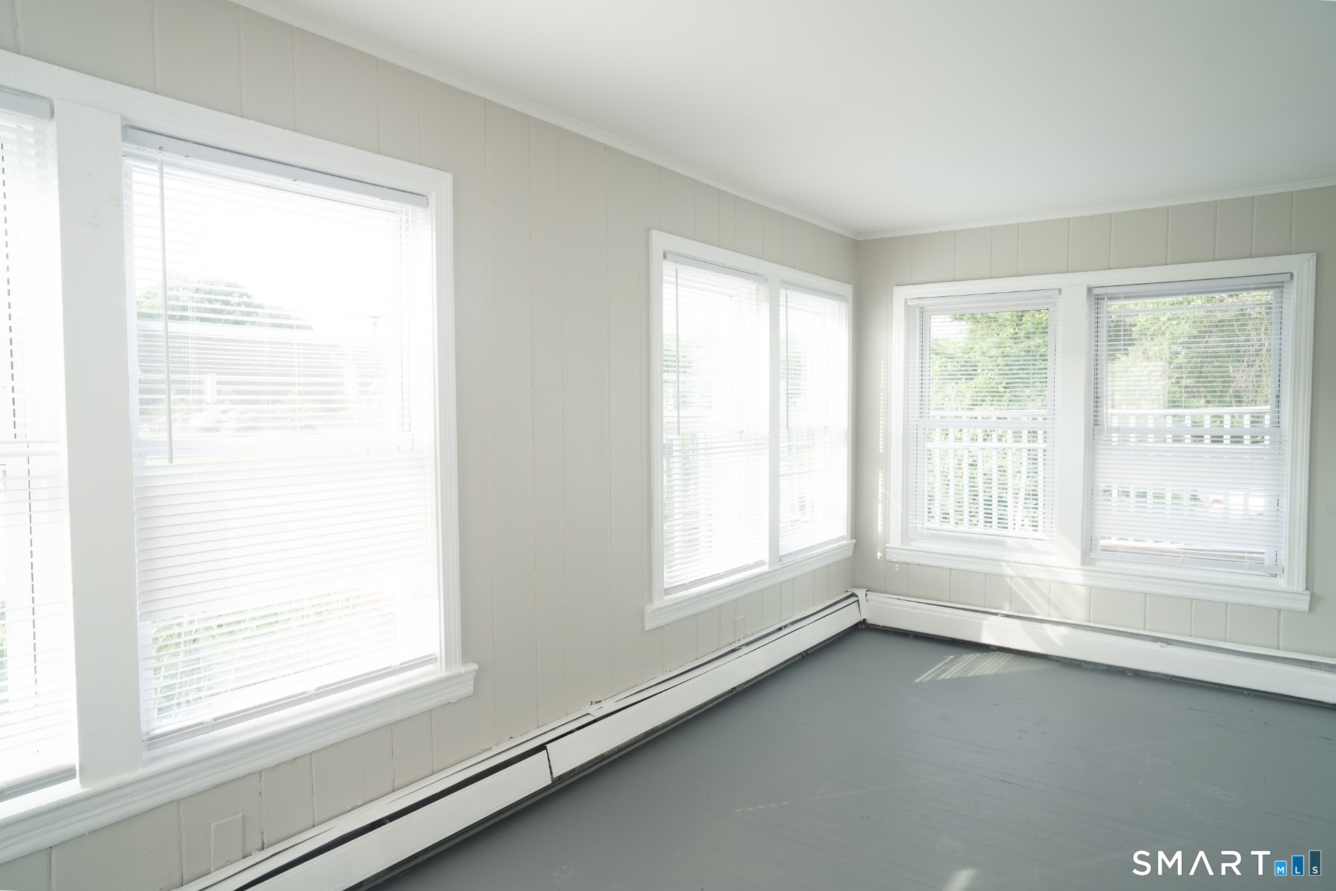 6 Harry Drive West Haven CT 06516