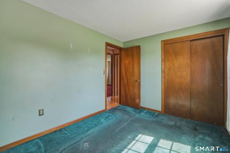 67 Sunnyfield Drive Windsor CT 06095