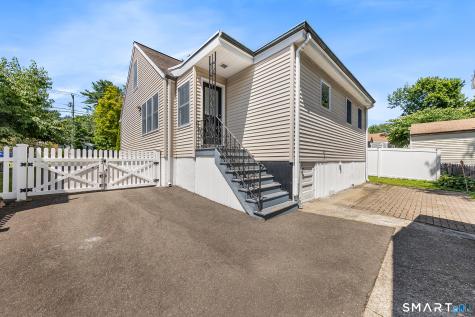 1710 Stratfield Road Fairfield CT 06825