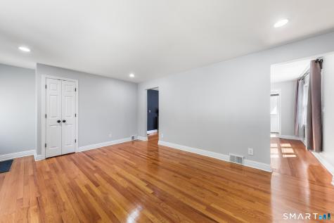 1710 Stratfield Road Fairfield CT 06825