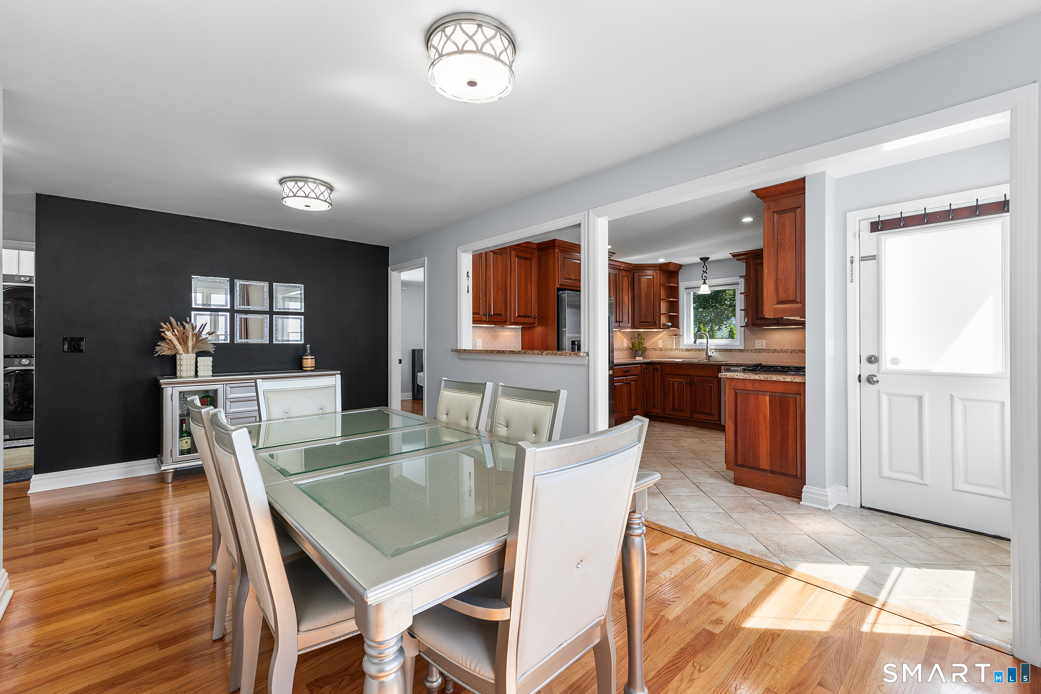 1710 Stratfield Road Fairfield CT 06825