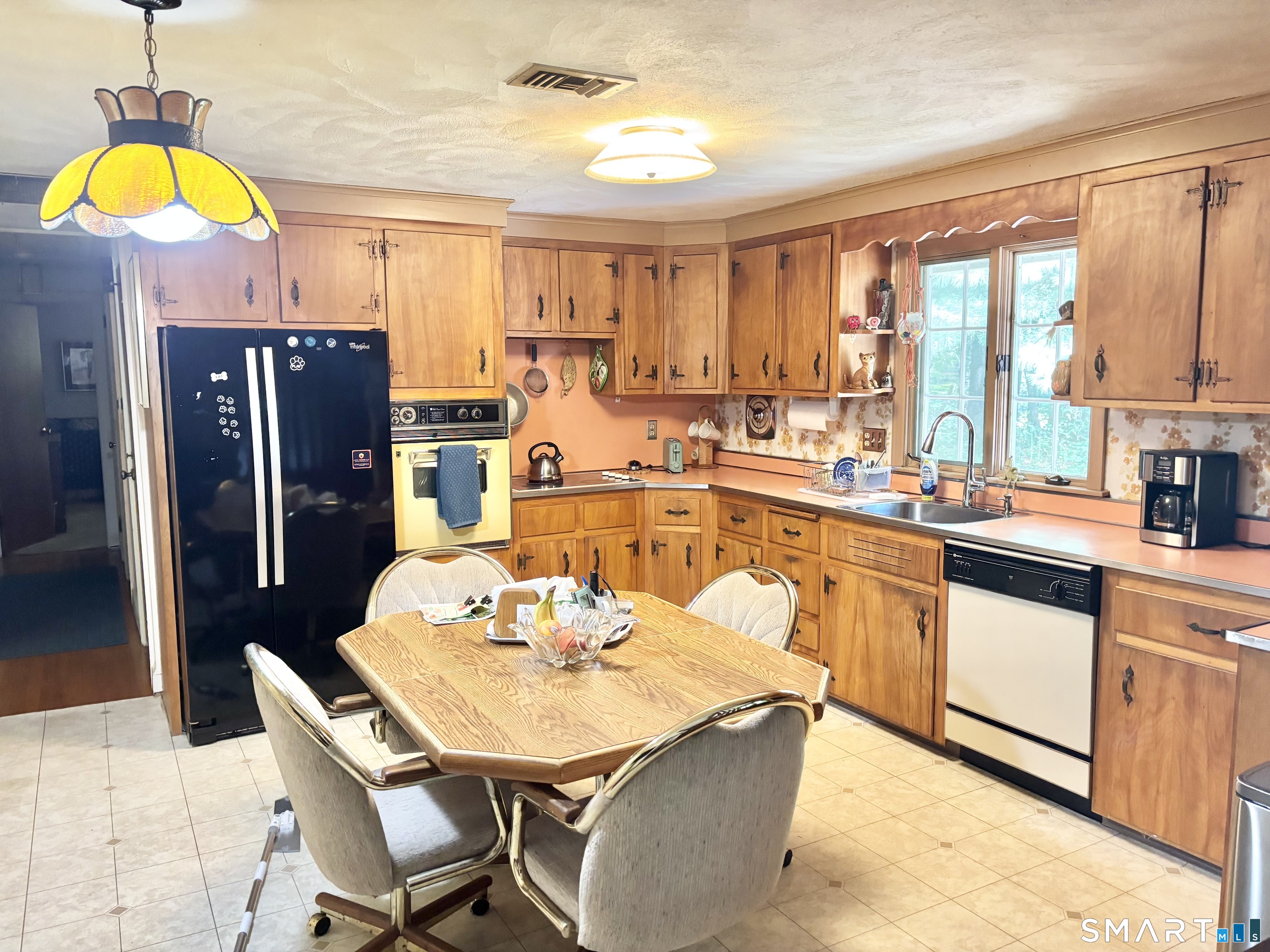 61 Bolton Center Road Manchester CT 06040