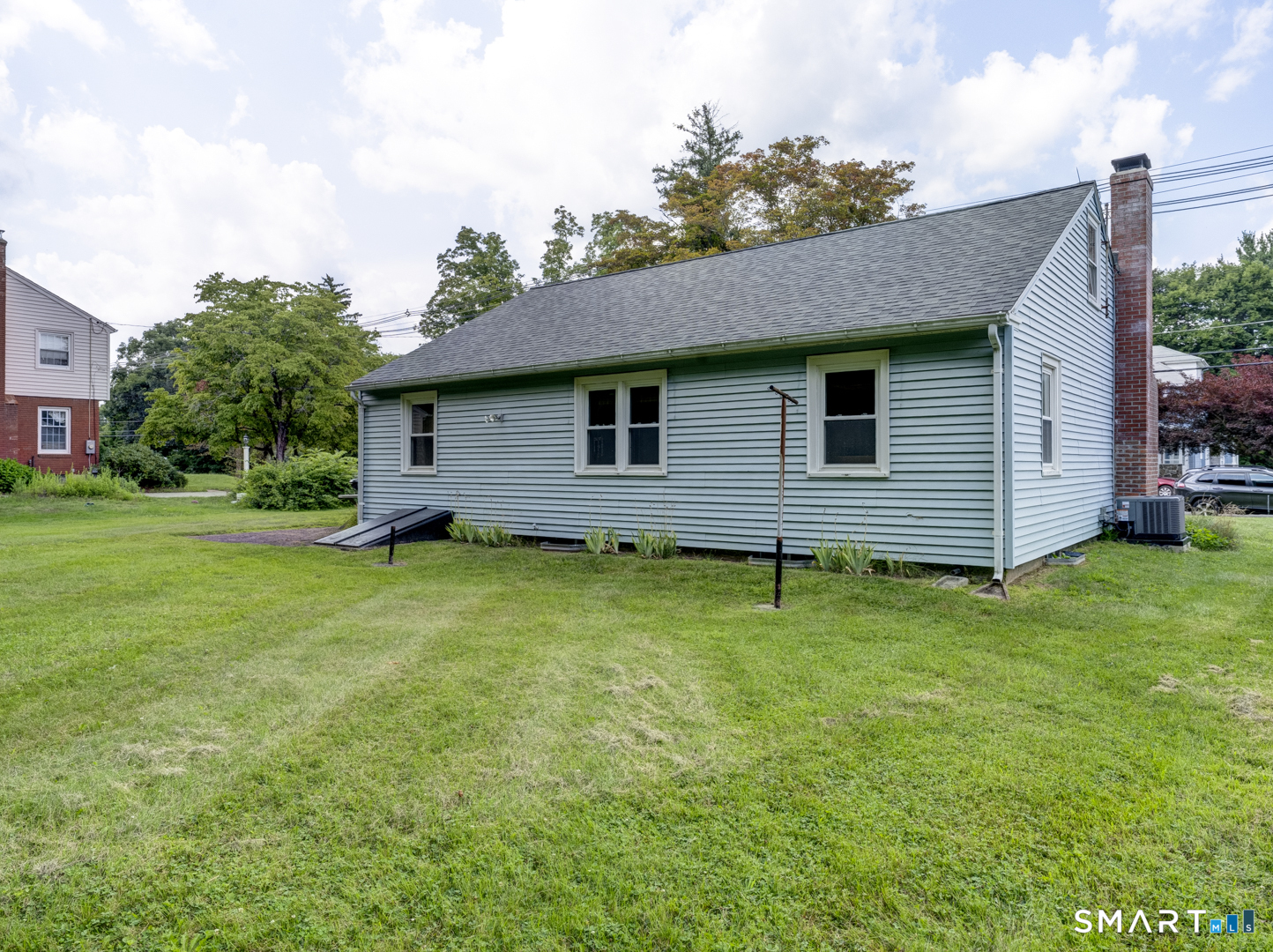 512 Pleasant Street Windham CT 06226