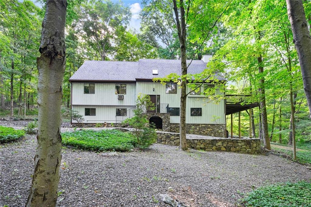 89 Saunders Lane Ridgefield CT 06877