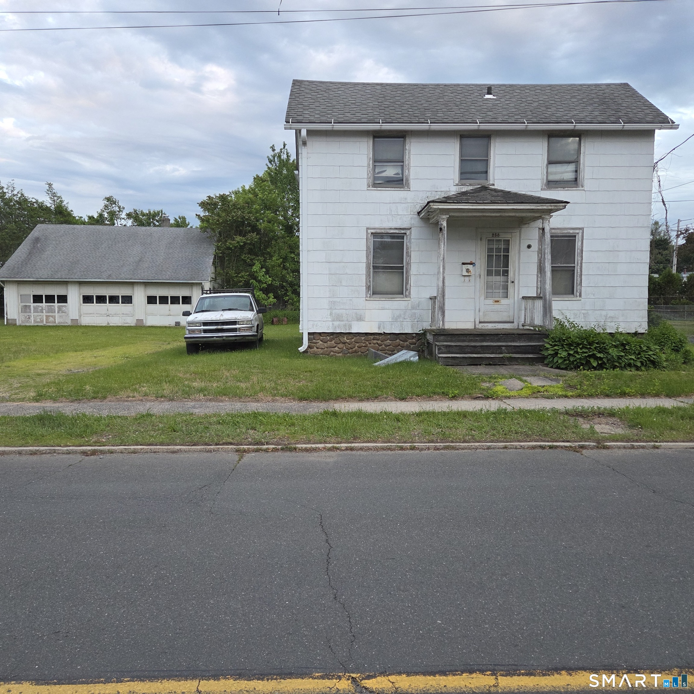 258 South Cherry Street Wallingford CT 06492