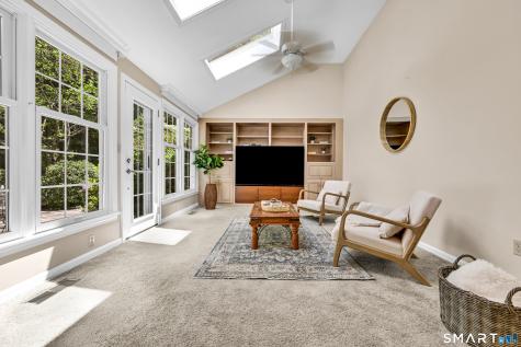3 Glenmore Drive Farmington CT 06032