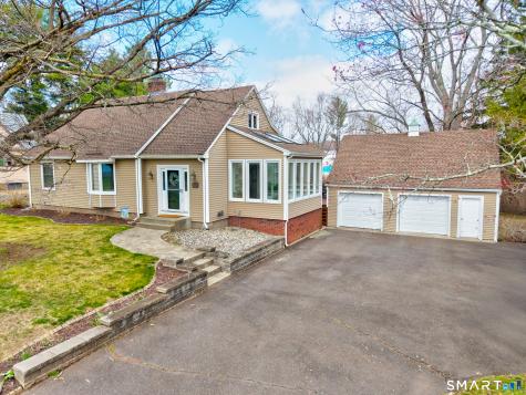 21 Weymouth Road Enfield CT 06082