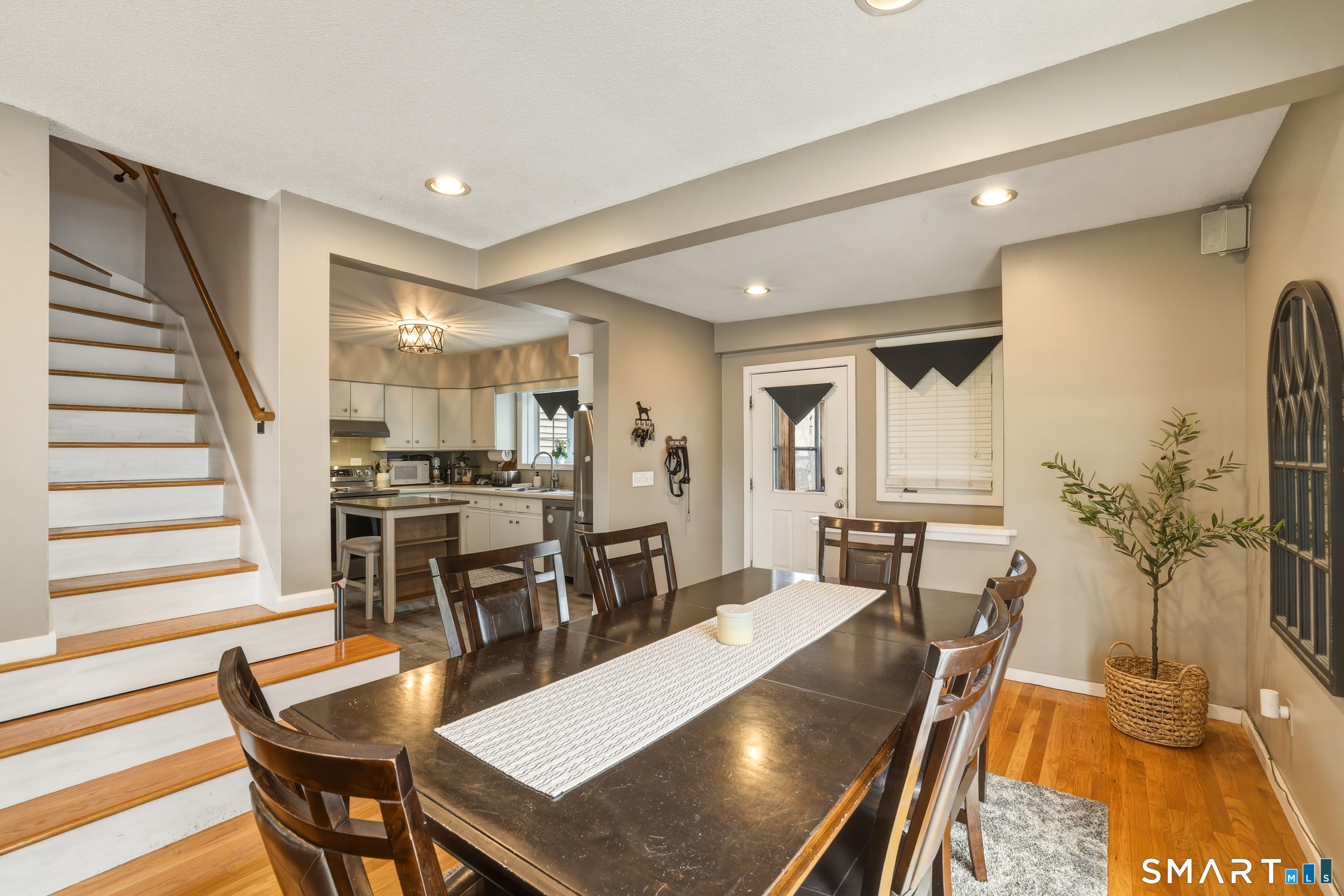 21 Weymouth Road Enfield CT 06082