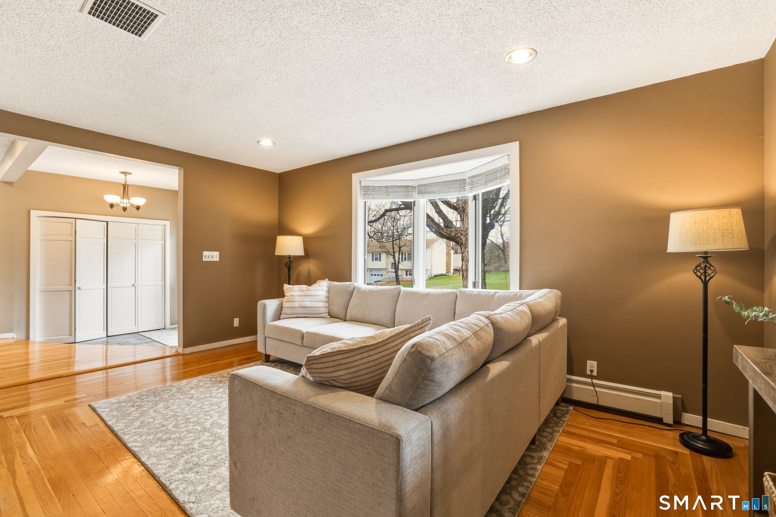 21 Weymouth Road Enfield CT 06082