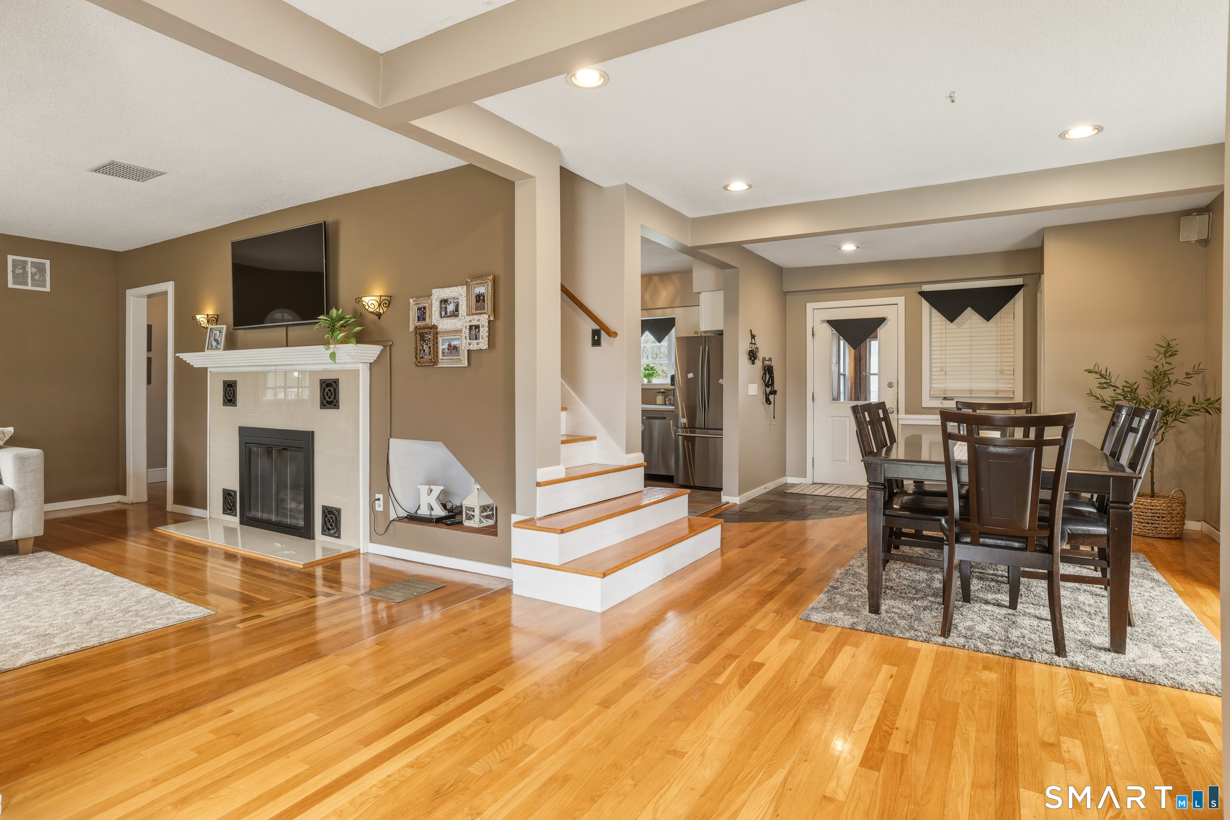 21 Weymouth Road Enfield CT 06082