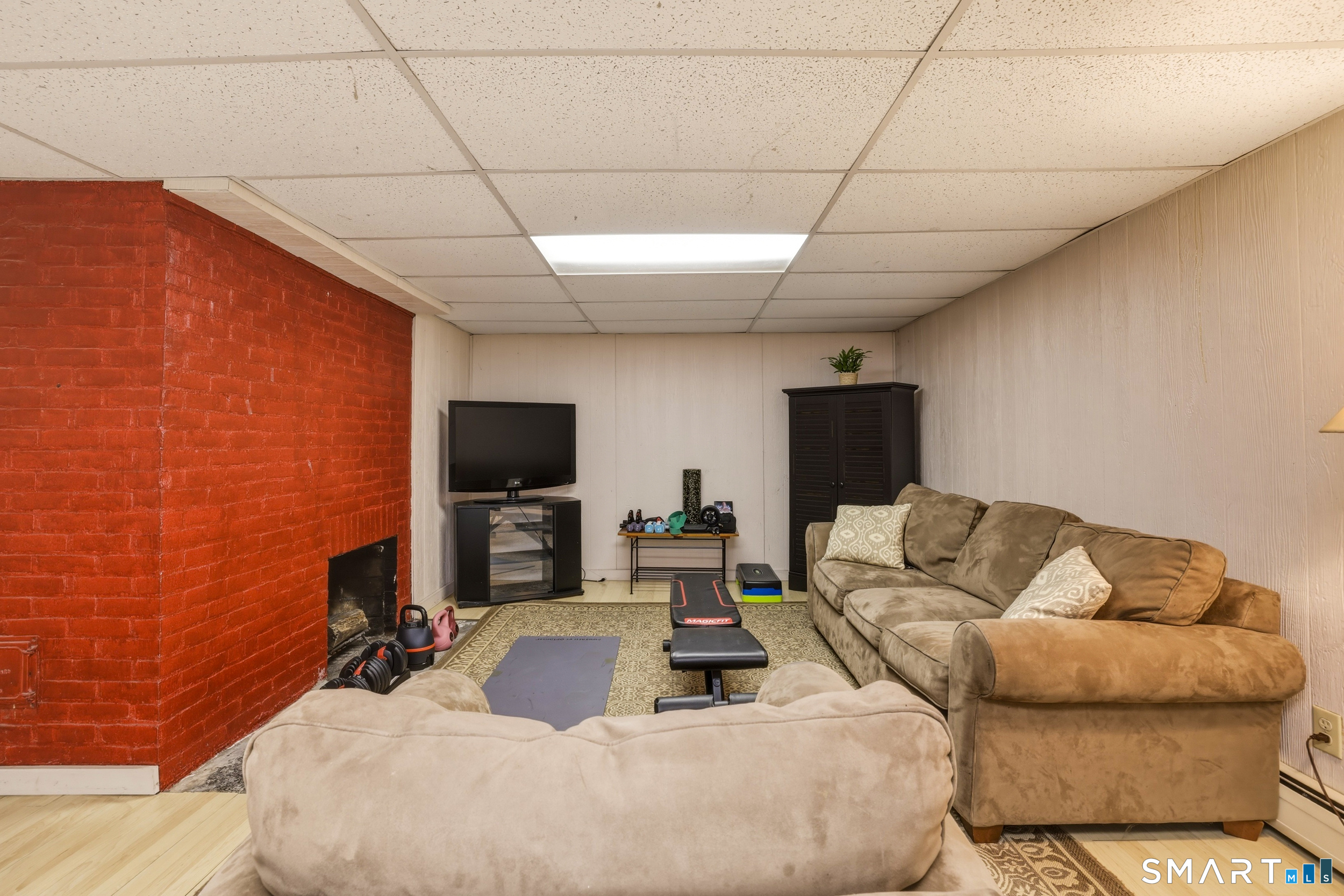 21 Weymouth Road Enfield CT 06082