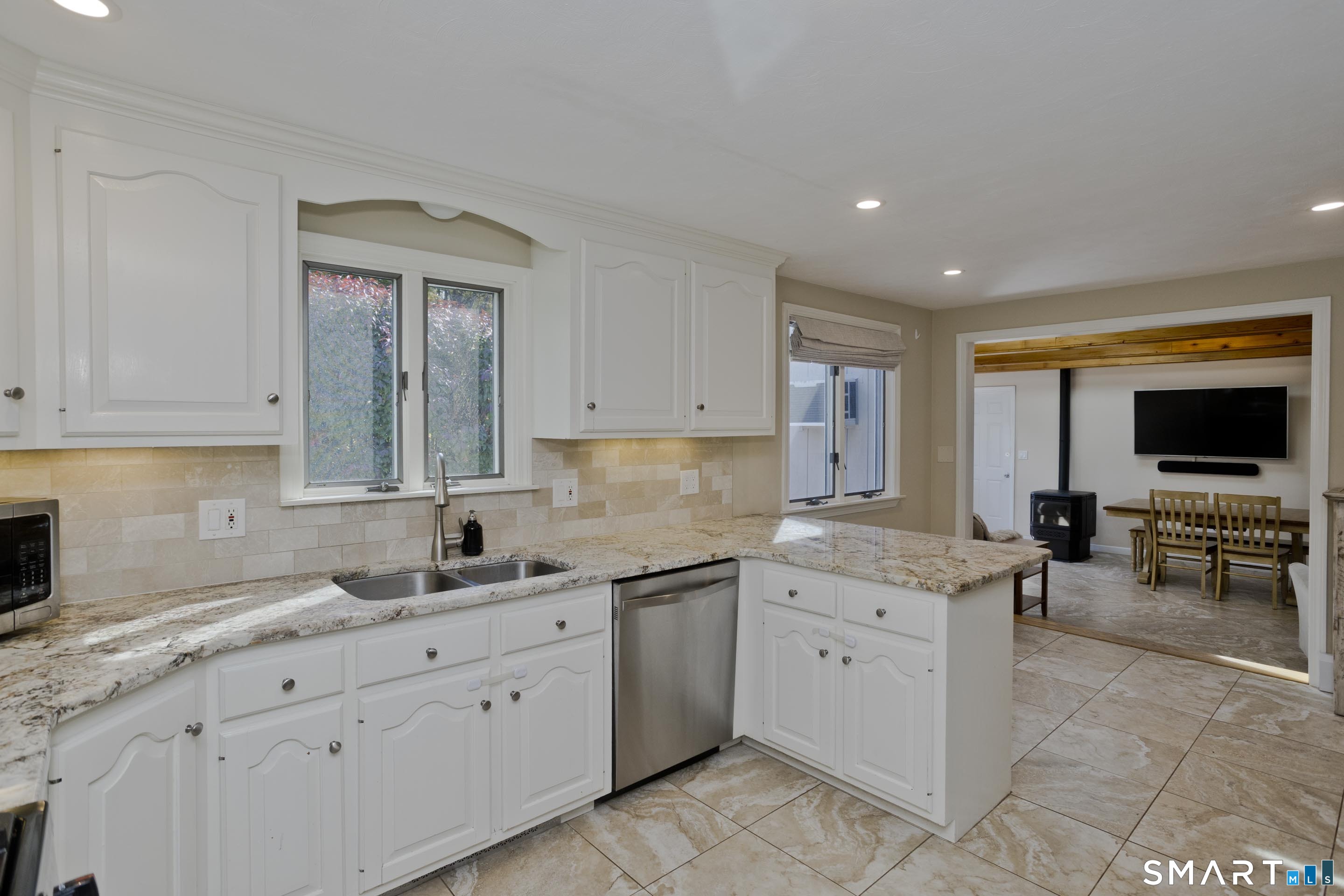 4 Hummingbird Lane Enfield CT 06082