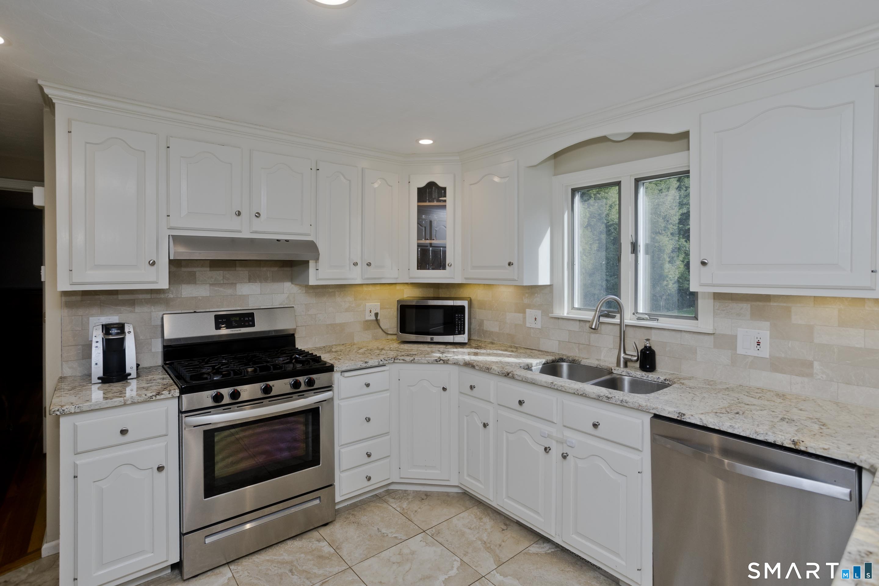 4 Hummingbird Lane Enfield CT 06082