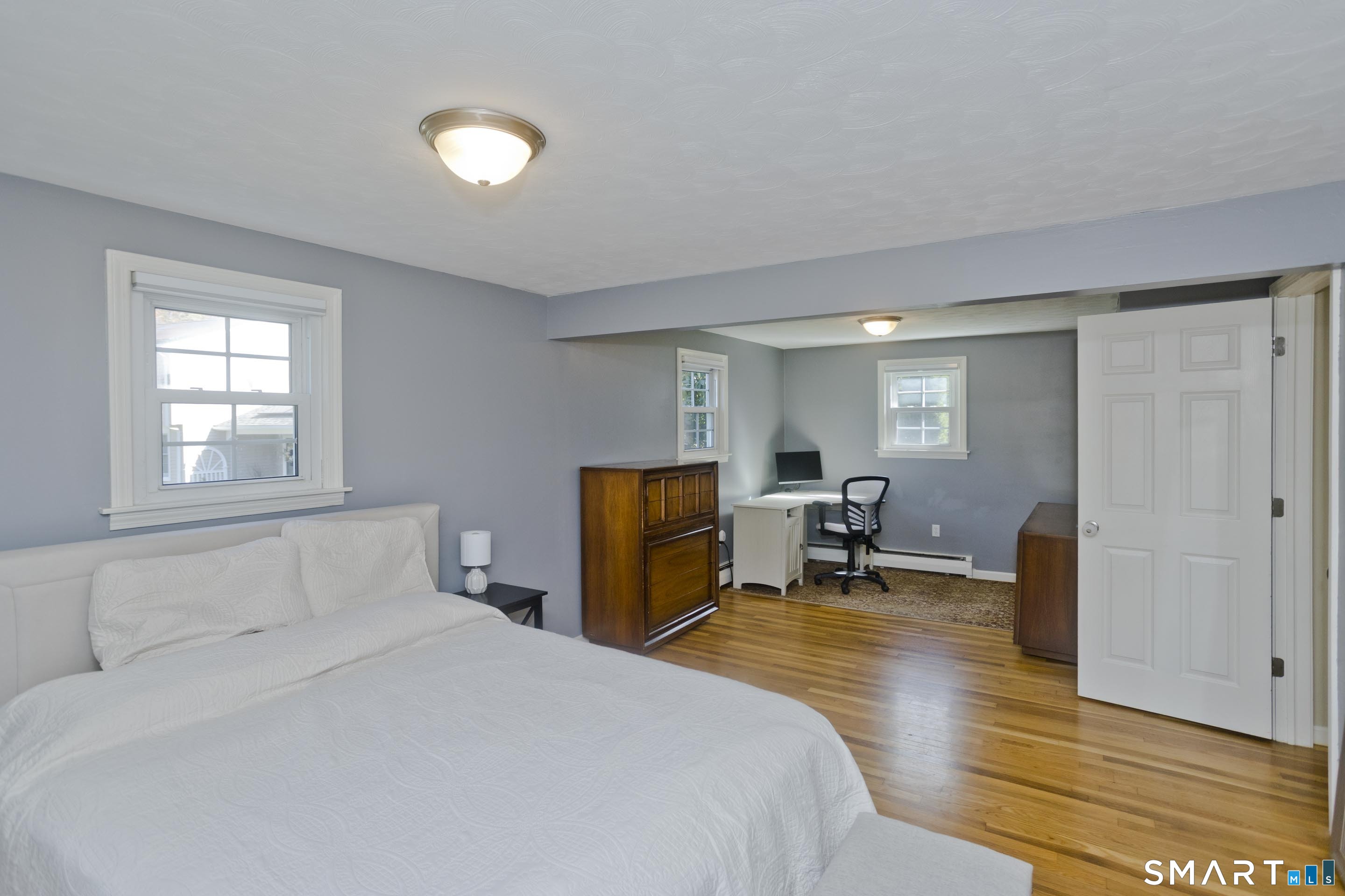 4 Hummingbird Lane Enfield CT 06082