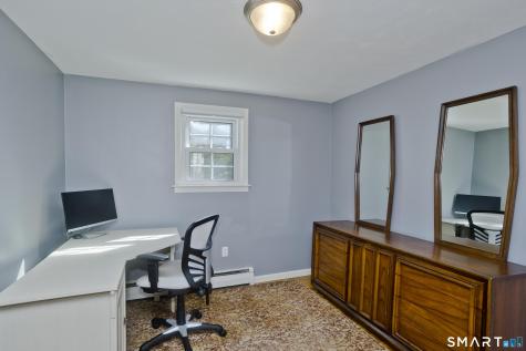 4 Hummingbird Lane Enfield CT 06082