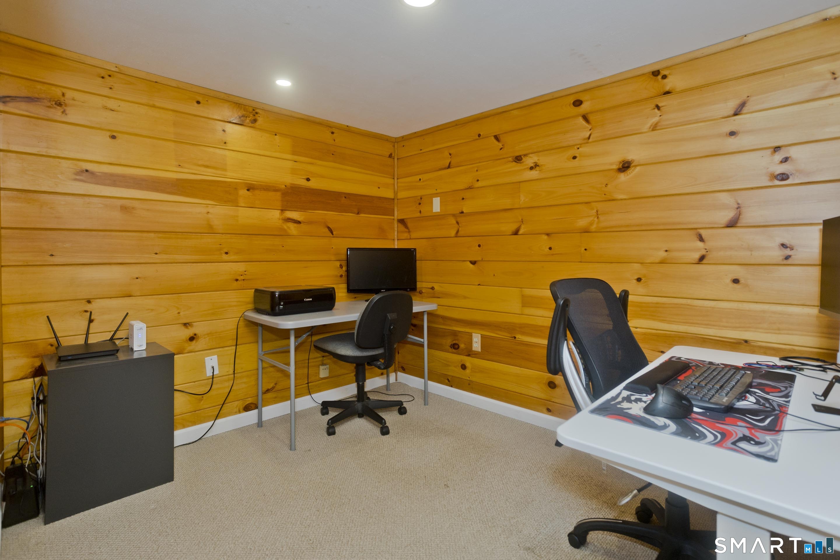 4 Hummingbird Lane Enfield CT 06082