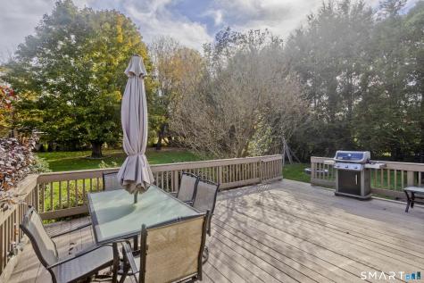 4 Hummingbird Lane Enfield CT 06082