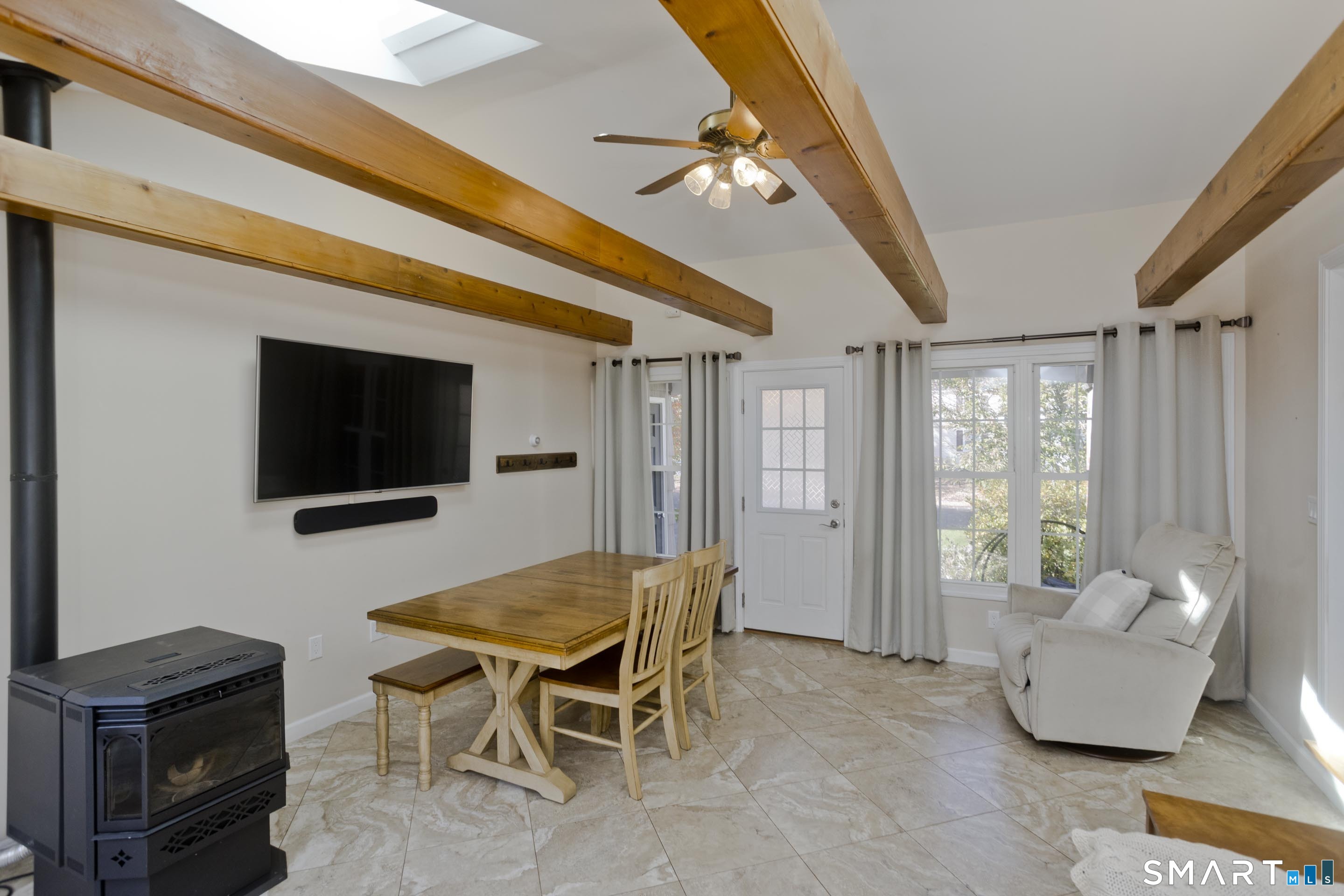 4 Hummingbird Lane Enfield CT 06082