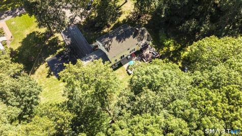 25 Wagon Hill Lane Avon CT 06001